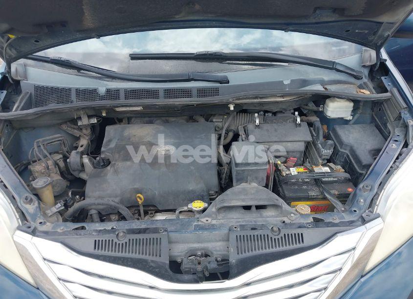 Photo 10 of 2012 Toyota Sienna XLE V6 8 PASSENGER (VIN 5TDYK3DC2CS179436)