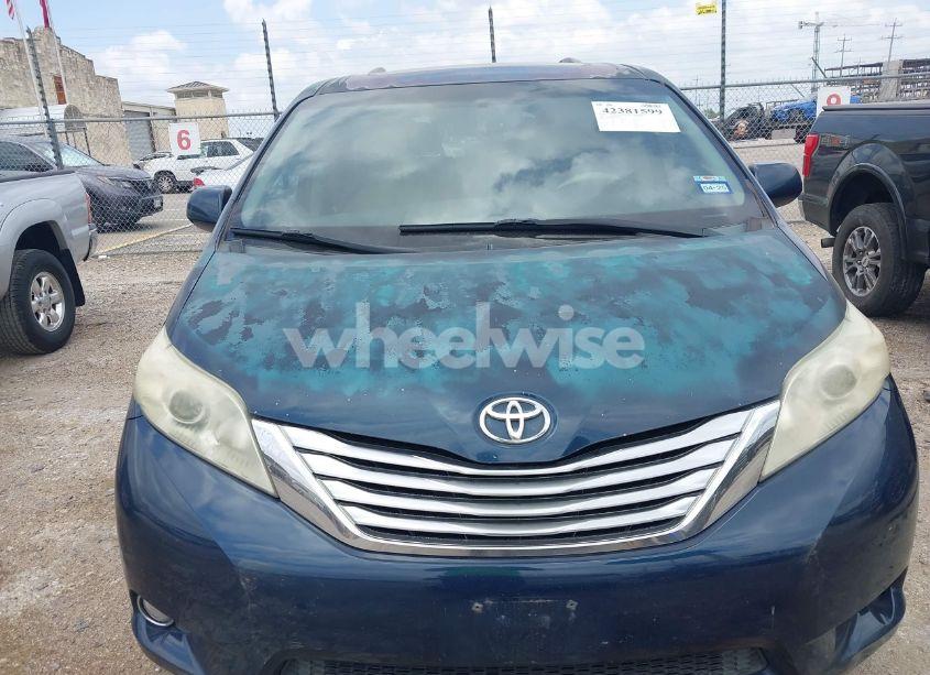 Photo 12 of 2012 Toyota Sienna XLE V6 8 PASSENGER (VIN 5TDYK3DC2CS179436)