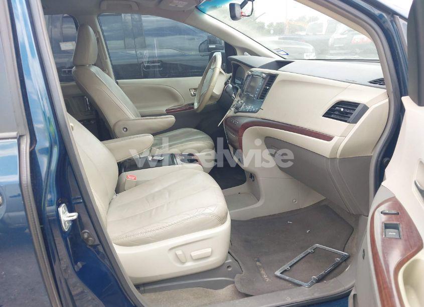 Photo 5 of 2012 Toyota Sienna XLE V6 8 PASSENGER (VIN 5TDYK3DC2CS179436)