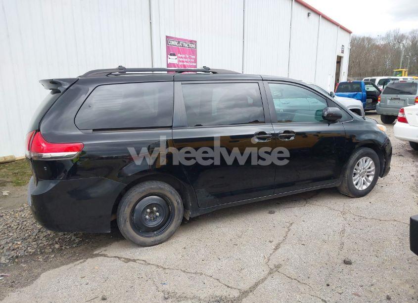 Photo 13 of 2012 Toyota Sienna XLE V6 8 PASSENGER (VIN 5TDYK3DC2CS207350)