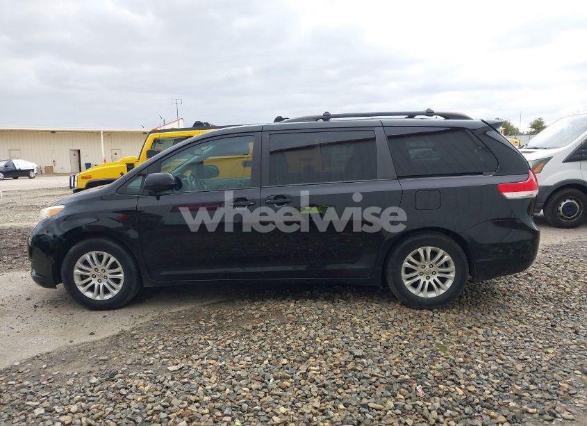 Photo 14 of 2012 Toyota Sienna XLE V6 8 PASSENGER (VIN 5TDYK3DC2CS207350)