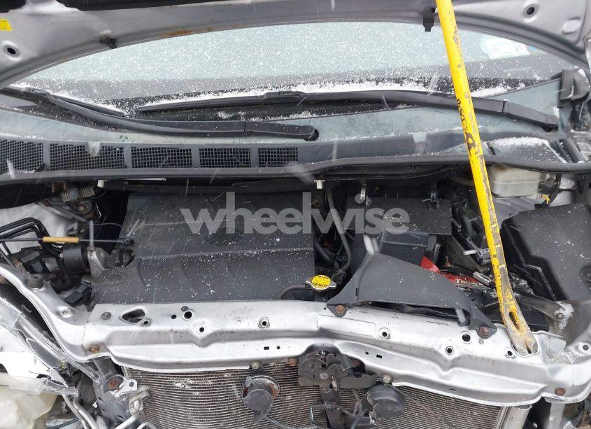 Photo 10 of 2012 Toyota Sienna XLE V6 8 PASSENGER (VIN 5TDYK3DC2CS255625)