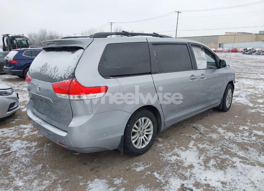 Photo 4 of 2012 Toyota Sienna XLE V6 8 PASSENGER (VIN 5TDYK3DC2CS255625)