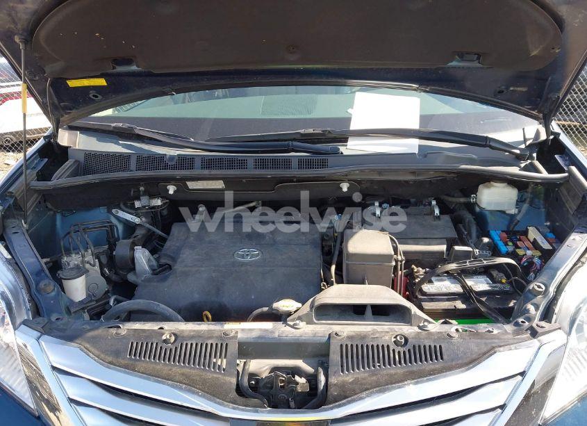 Photo 10 of 2012 Toyota Sienna LIMITED V6 7 PASSENGER (VIN 5TDYK3DC2CS259013)