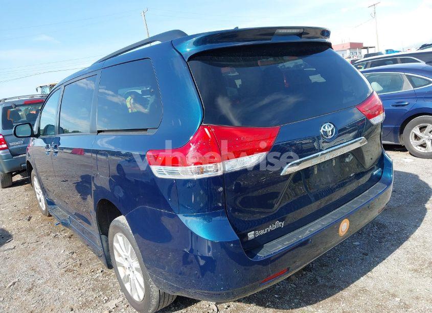 Photo 3 of 2012 Toyota Sienna LIMITED V6 7 PASSENGER (VIN 5TDYK3DC2CS259013)