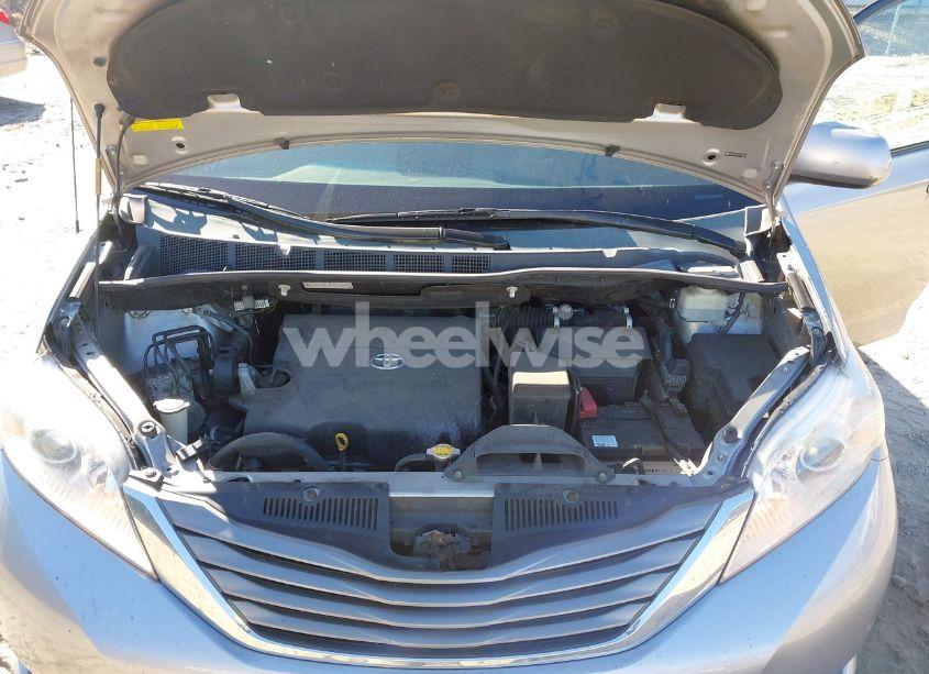 Photo 10 of 2012 Toyota Sienna XLE V6 8 PASSENGER (VIN 5TDYK3DC2CS271503)