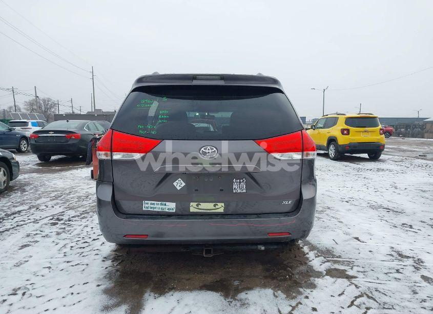 Photo 16 of 2013 Toyota Sienna XLE V6 8 PASSENGER (VIN 5TDYK3DC2DS293583)