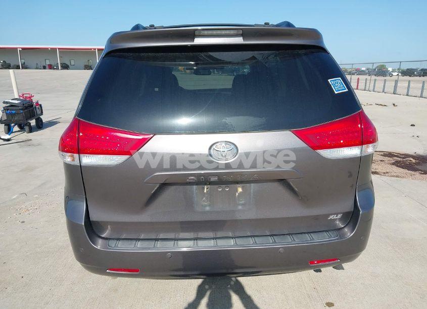 Photo 16 of 2013 Toyota Sienna XLE V6 8 PASSENGER (VIN 5TDYK3DC2DS356018)