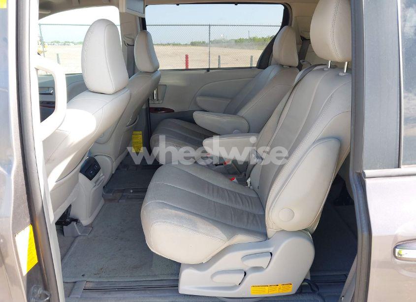 Photo 8 of 2013 Toyota Sienna XLE V6 8 PASSENGER (VIN 5TDYK3DC2DS356018)