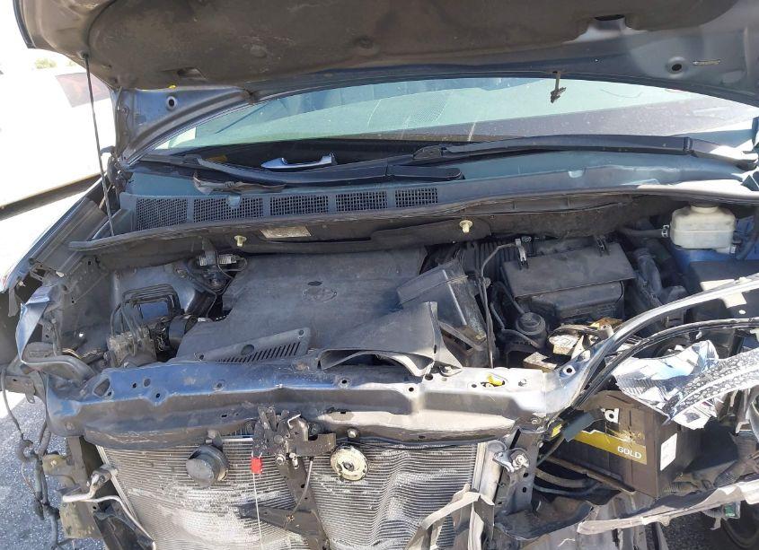 Photo 10 of 2014 Toyota Sienna XLE V6 8 PASSENGER (VIN 5TDYK3DC2ES447016)