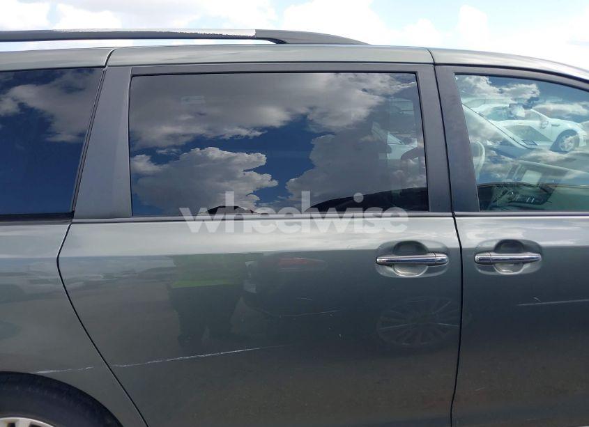 Photo 13 of 2014 Toyota Sienna XLE V6 8 PASSENGER (VIN 5TDYK3DC2ES448876)