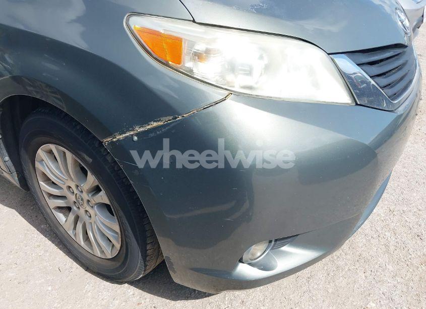 Photo 17 of 2014 Toyota Sienna XLE V6 8 PASSENGER (VIN 5TDYK3DC2ES448876)