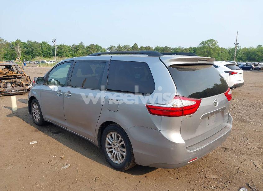 Photo 3 of 2015 Toyota Sienna XLE 8 PASSENGER (VIN 5TDYK3DC2FS582546)