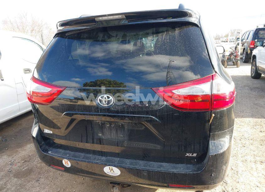 Photo 16 of 2015 Toyota Sienna XLE 8 PASSENGER (VIN 5TDYK3DC2FS651400)