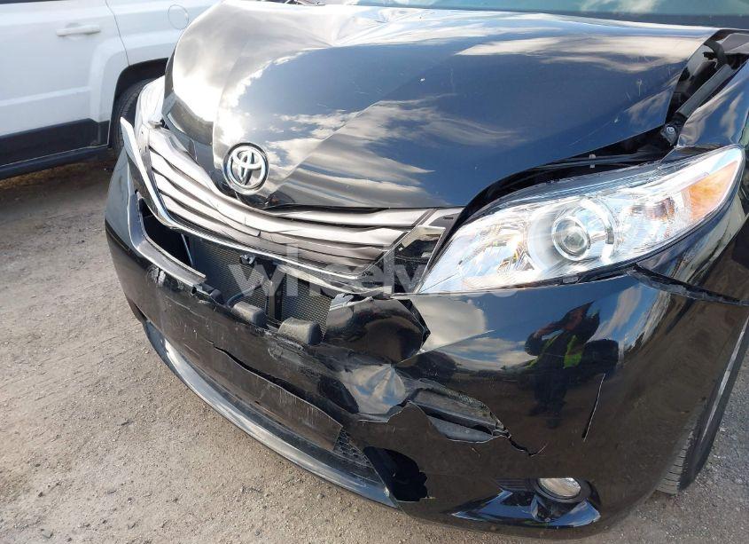 Photo 6 of 2015 Toyota Sienna XLE 8 PASSENGER (VIN 5TDYK3DC2FS651400)