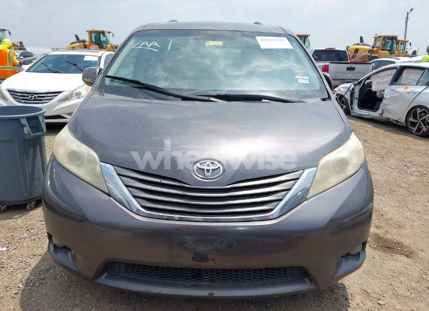 Photo 12 of 2012 Toyota Sienna XLE V6 8 PASSENGER (VIN 5TDYK3DC3CS240342)