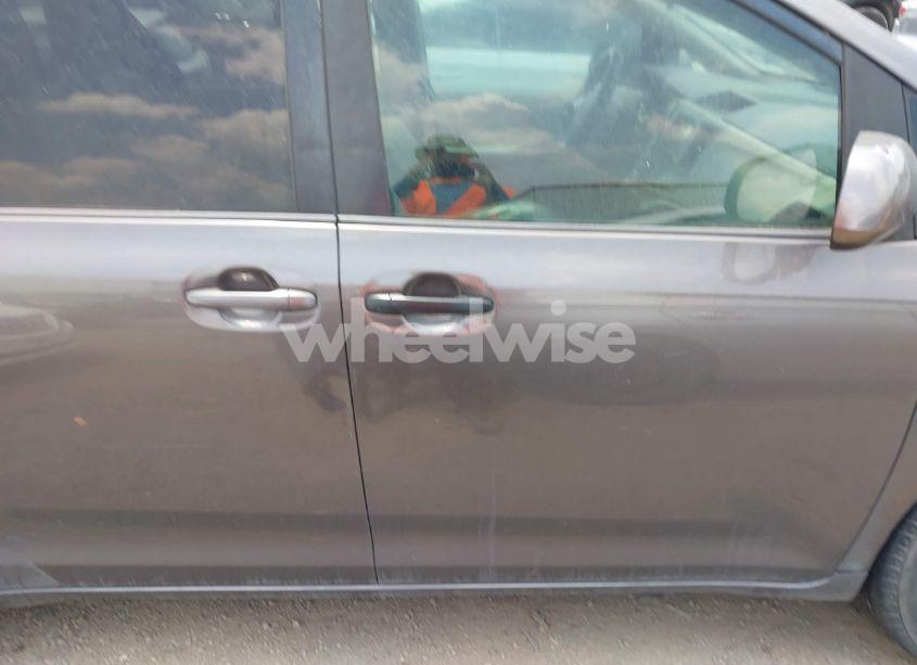 Photo 13 of 2012 Toyota Sienna XLE V6 8 PASSENGER (VIN 5TDYK3DC3CS240342)