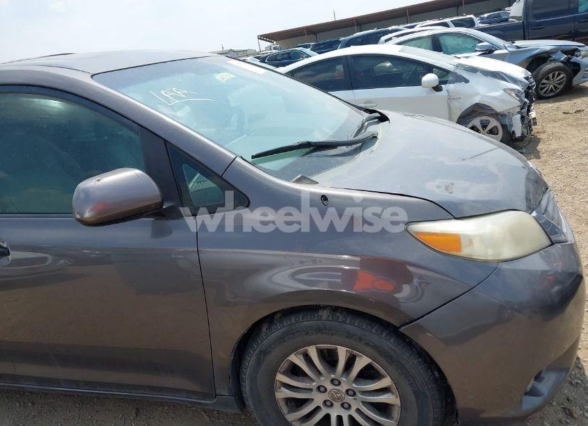 Photo 20 of 2012 Toyota Sienna XLE V6 8 PASSENGER (VIN 5TDYK3DC3CS240342)