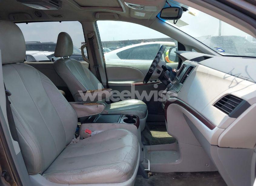 Photo 5 of 2012 Toyota Sienna XLE V6 8 PASSENGER (VIN 5TDYK3DC3CS240342)