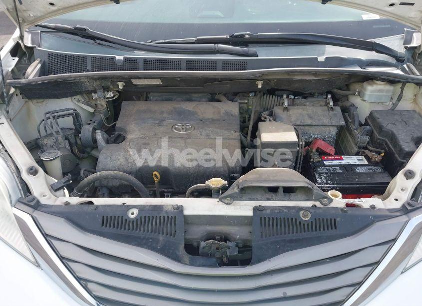 Photo 10 of 2012 Toyota Sienna XLE/LIMITED (VIN 5TDYK3DC3CS254211)