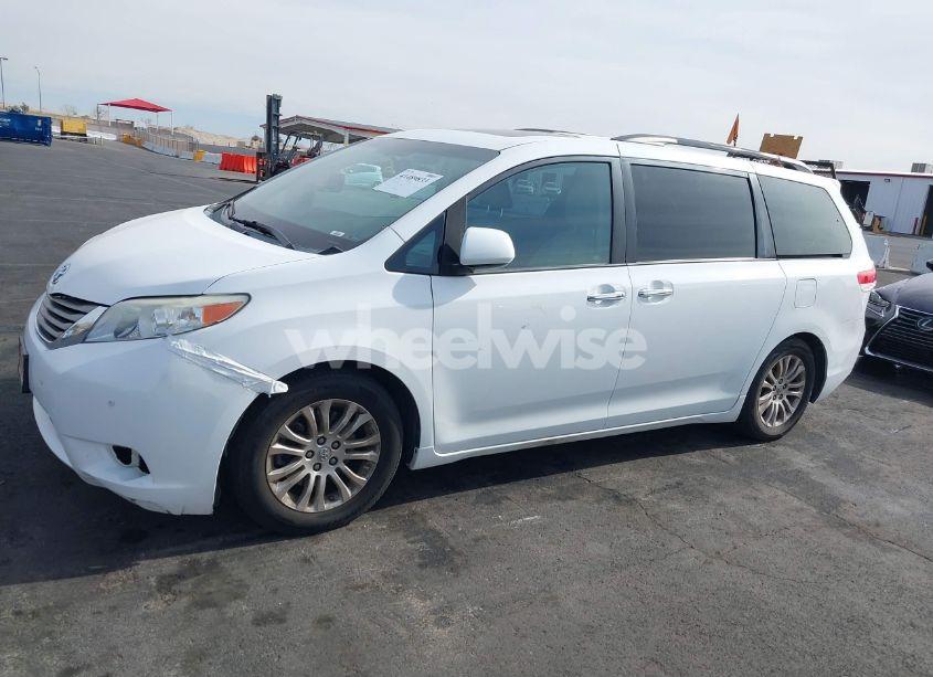 Photo 14 of 2012 Toyota Sienna XLE/LIMITED (VIN 5TDYK3DC3CS254211)