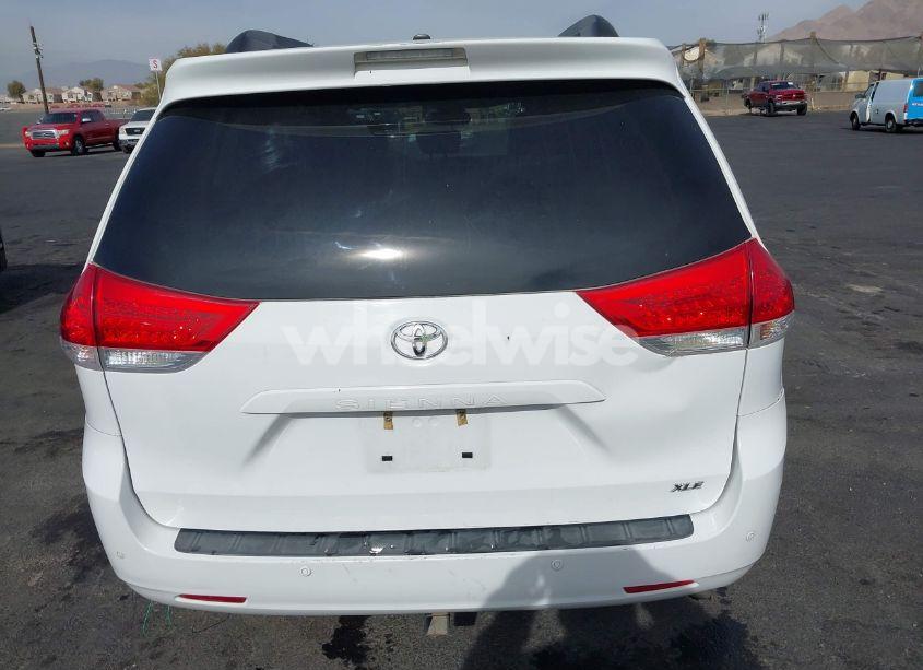Photo 16 of 2012 Toyota Sienna XLE/LIMITED (VIN 5TDYK3DC3CS254211)