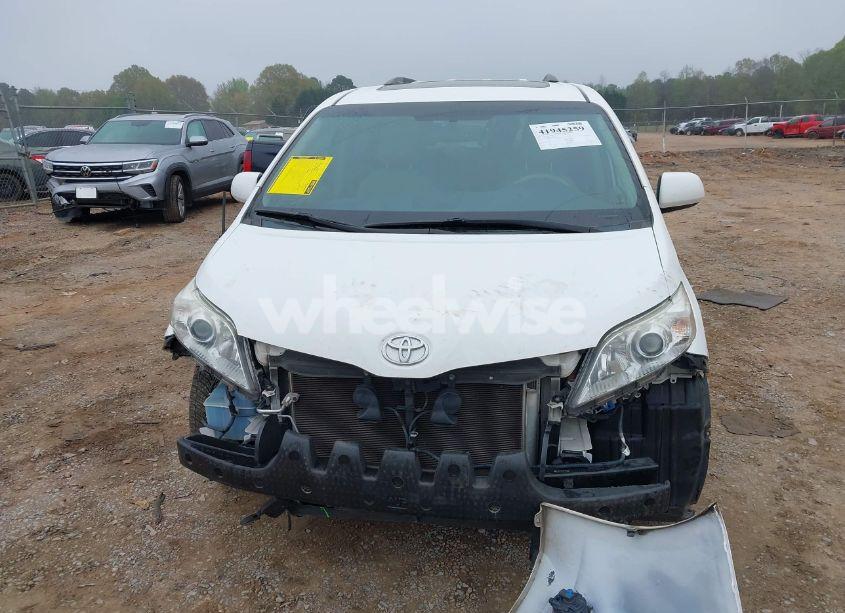 Photo 13 of 2013 Toyota Sienna XLE V6 8 PASSENGER (VIN 5TDYK3DC3DS384510)