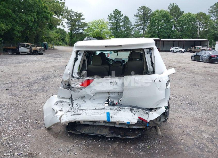 Photo 16 of 2014 Toyota Sienna XLE V6 8 PASSENGER (VIN 5TDYK3DC3ES442911)