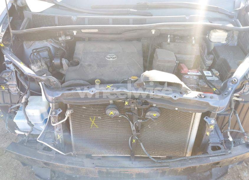 Photo 10 of 2014 Toyota Sienna XLE V6 8 PASSENGER (VIN 5TDYK3DC3ES487461)