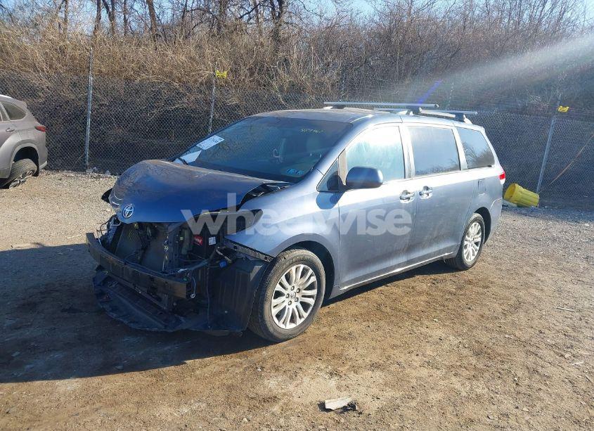 Photo 2 of 2014 Toyota Sienna XLE V6 8 PASSENGER (VIN 5TDYK3DC3ES487461)