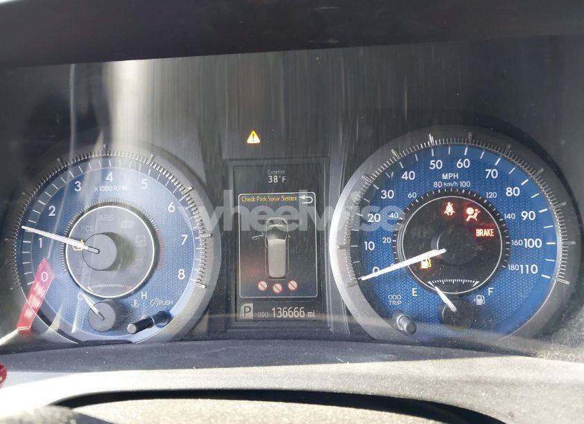 Photo 7 of 2015 Toyota Sienna XLE PREMIUM 8 PASSENGER (VIN 5TDYK3DC3FS542685)