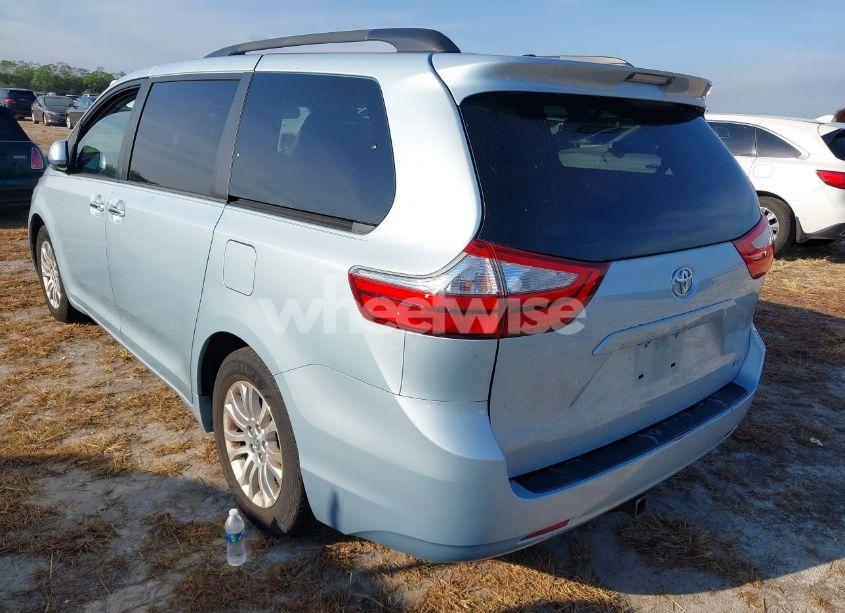 Photo 3 of 2015 Toyota Sienna XLE 8 PASSENGER (VIN 5TDYK3DC3FS544517)