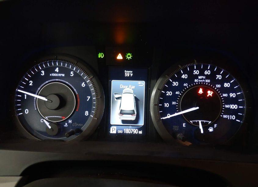Photo 7 of 2015 Toyota Sienna XLE 8 PASSENGER (VIN 5TDYK3DC3FS563942)