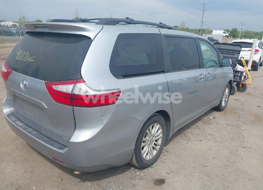 Photo 4 of 2015 Toyota Sienna XLE 8 PASSENGER (VIN 5TDYK3DC3FS571023)