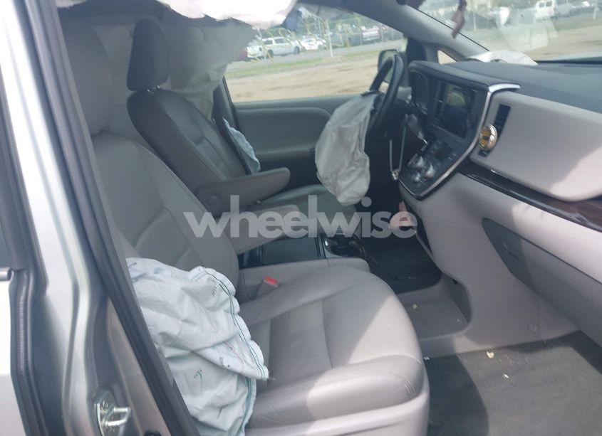 Photo 5 of 2015 Toyota Sienna XLE 8 PASSENGER (VIN 5TDYK3DC3FS571023)