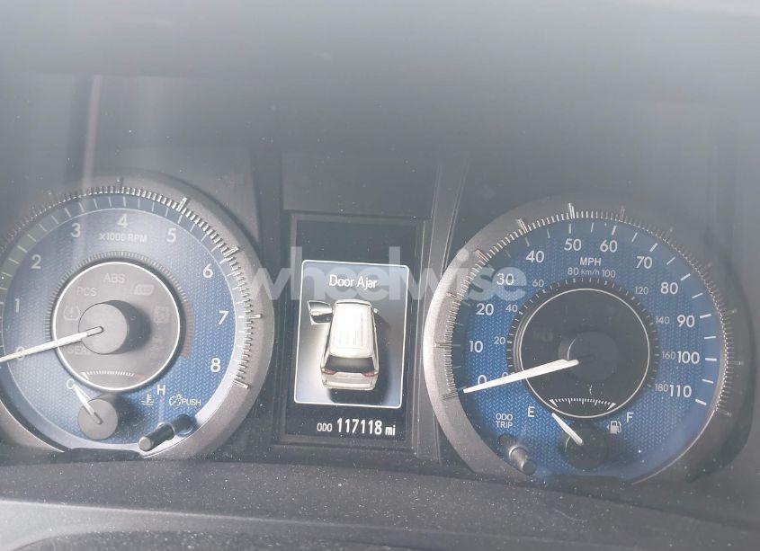 Photo 7 of 2015 Toyota Sienna XLE 8 PASSENGER (VIN 5TDYK3DC3FS571023)