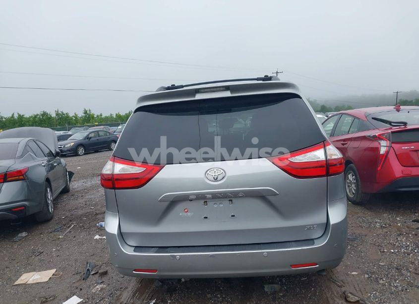 Photo 16 of 2015 Toyota Sienna XLE 8 PASSENGER (VIN 5TDYK3DC3FS579087)