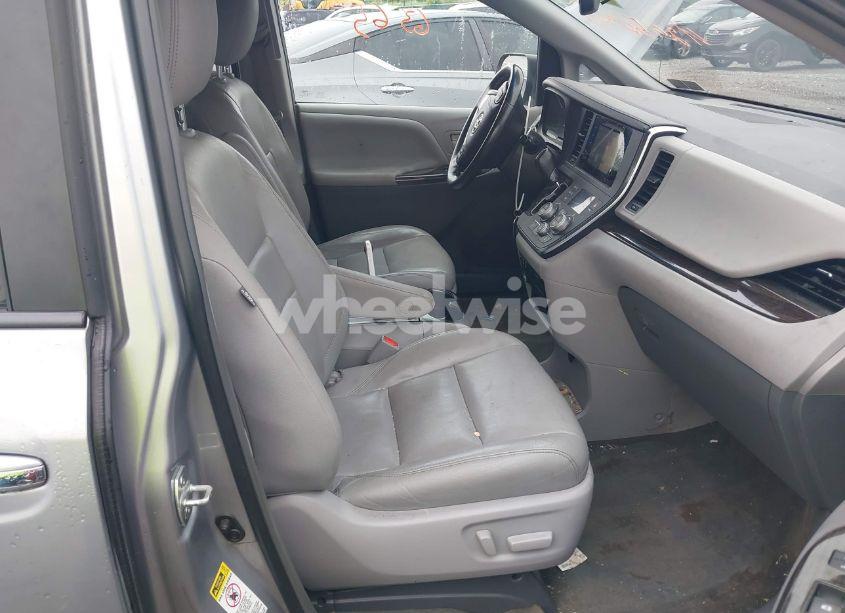 Photo 5 of 2015 Toyota Sienna XLE 8 PASSENGER (VIN 5TDYK3DC3FS579087)