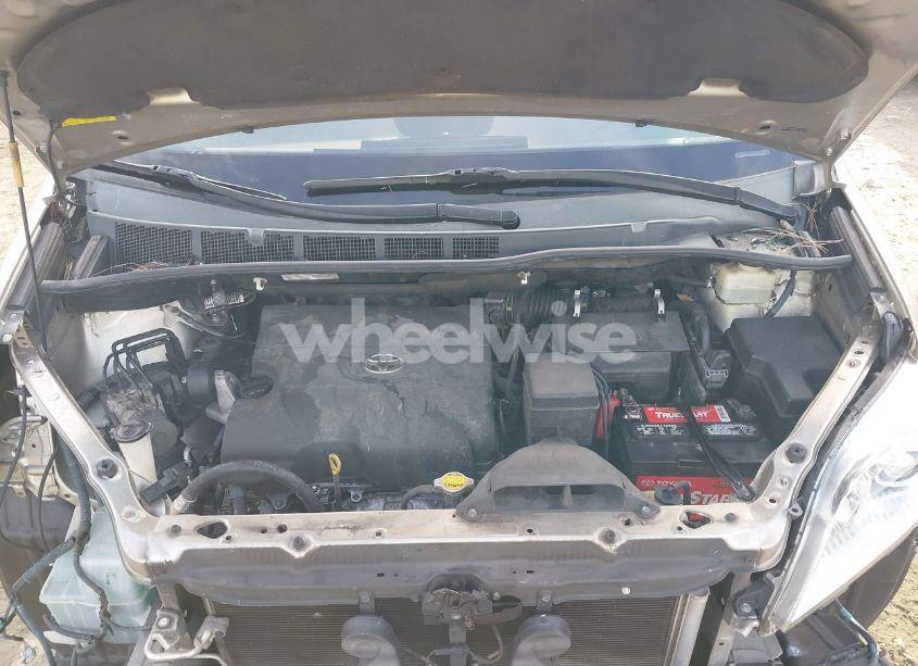 Photo 10 of 2015 Toyota Sienna XLE/LIMITED (VIN 5TDYK3DC3FS643659)