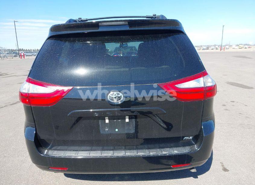 Photo 16 of 2016 Toyota Sienna XLE 8 PASSENGER (VIN 5TDYK3DC3GS700511)