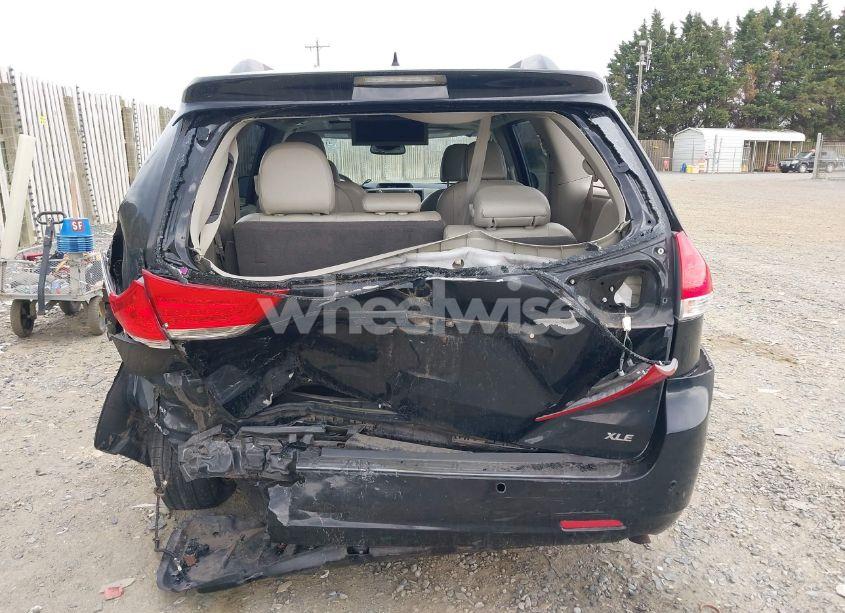 Photo 17 of 2011 Toyota Sienna XLE/LIMITED (VIN 5TDYK3DC4BS053495)