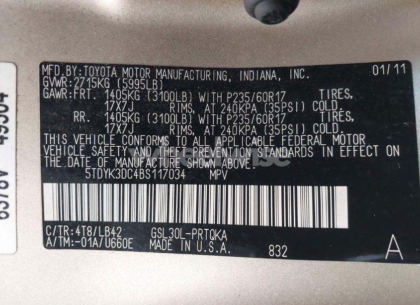 Photo 9 of 2011 Toyota Sienna XLE V6 (VIN 5TDYK3DC4BS117034)