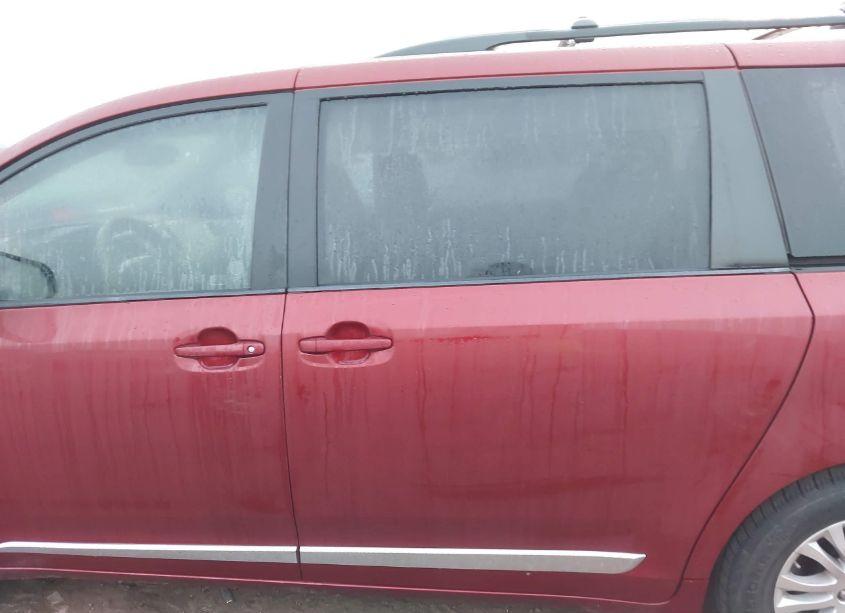 Photo 14 of 2013 Toyota Sienna XLE V6 8 PASSENGER (VIN 5TDYK3DC4DS293391)