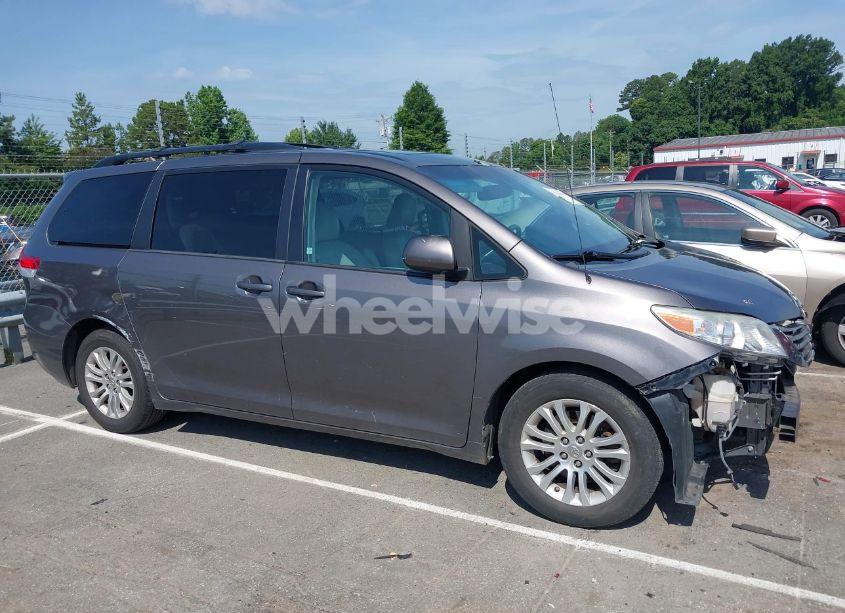 Photo 14 of 2013 Toyota Sienna XLE V6 8 PASSENGER (VIN 5TDYK3DC4DS335199)