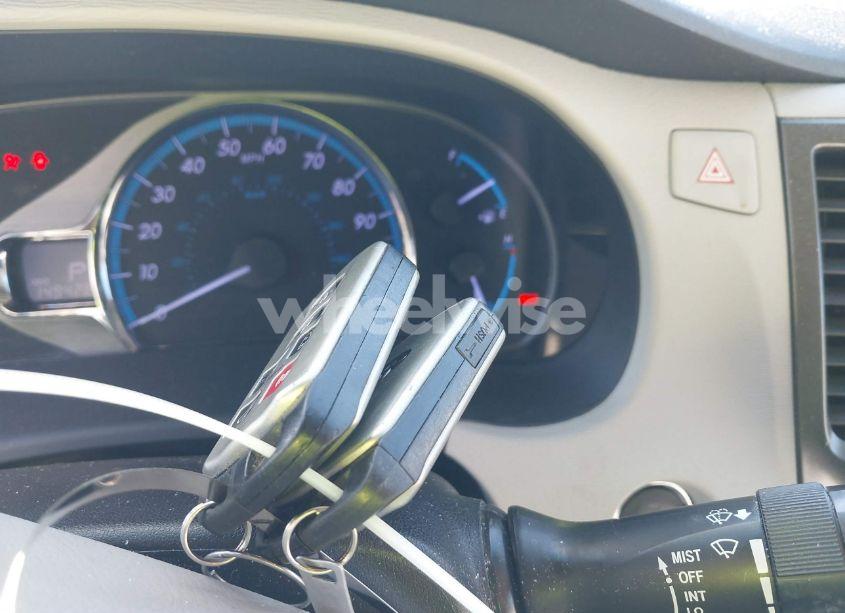 Photo 11 of 2013 Toyota Sienna XLE/LIMITED (VIN 5TDYK3DC4DS338782)