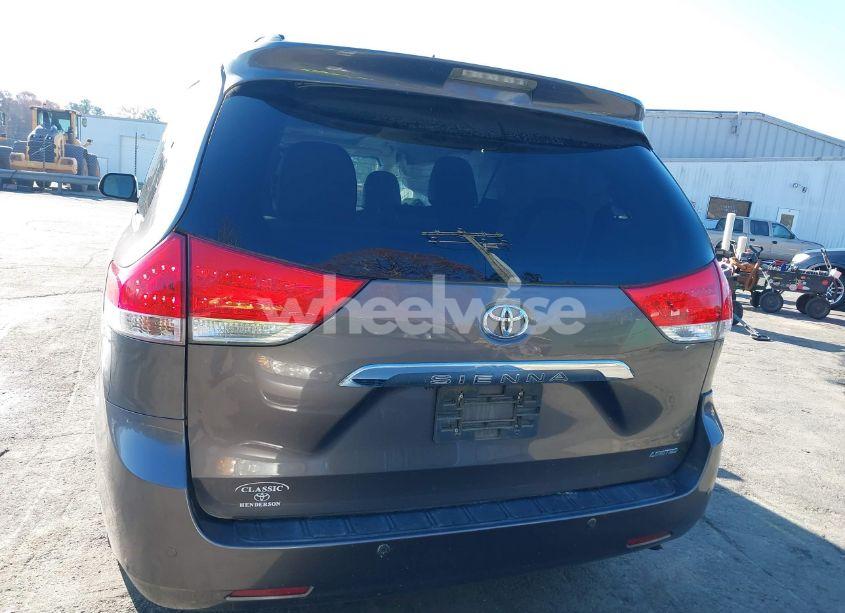 Photo 16 of 2013 Toyota Sienna XLE/LIMITED (VIN 5TDYK3DC4DS338782)