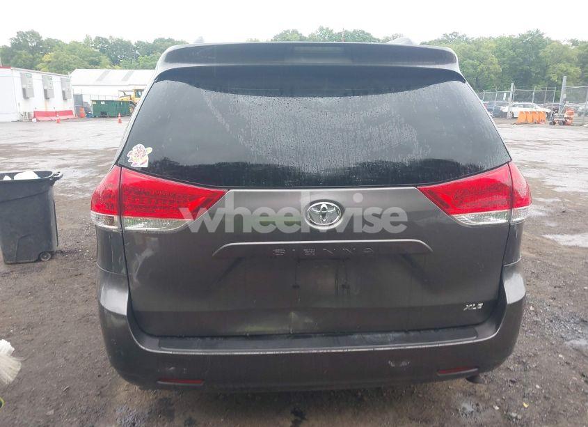 Photo 16 of 2013 Toyota Sienna LIMITED V6 7 PASSENGER/XLE V6 7 PASSENGER AUTO ACCESS SEAT/XLE V6 8 PASSENGER (VIN 5TDYK3DC4DS400424)