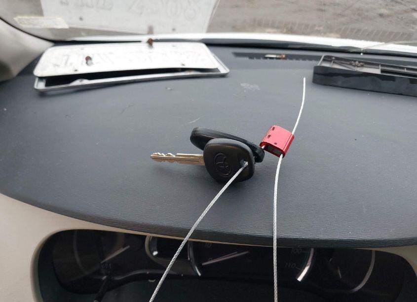 Photo 11 of 2014 Toyota Sienna XLE V6 8 PASSENGER (VIN 5TDYK3DC4ES435837)