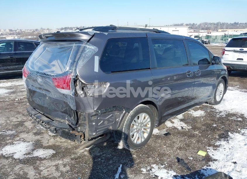 Photo 4 of 2014 Toyota Sienna XLE V6 8 PASSENGER (VIN 5TDYK3DC4ES486660)