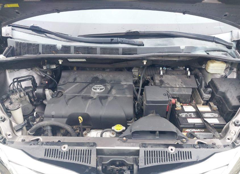 Photo 10 of 2015 Toyota Sienna LIMITED PREMIUM 7 PASSENGER (VIN 5TDYK3DC4FS542159)